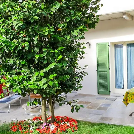 La Casa Di Castello Apartment *